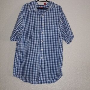 Izod Blue and White Plaid Short-Sleeve Button-Down Shirt